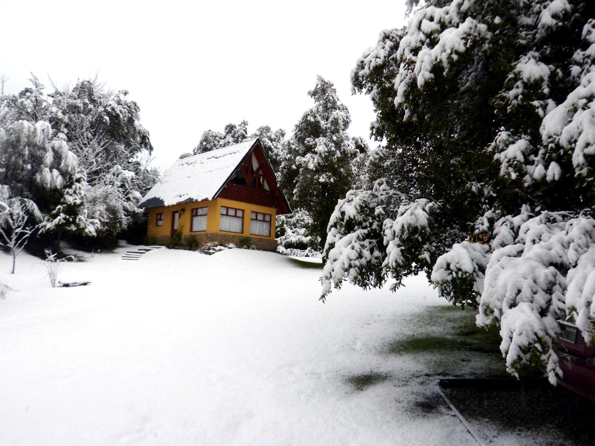 Cabanas Tierra Surena Villa San Carlos de Bariloche Exterior photo